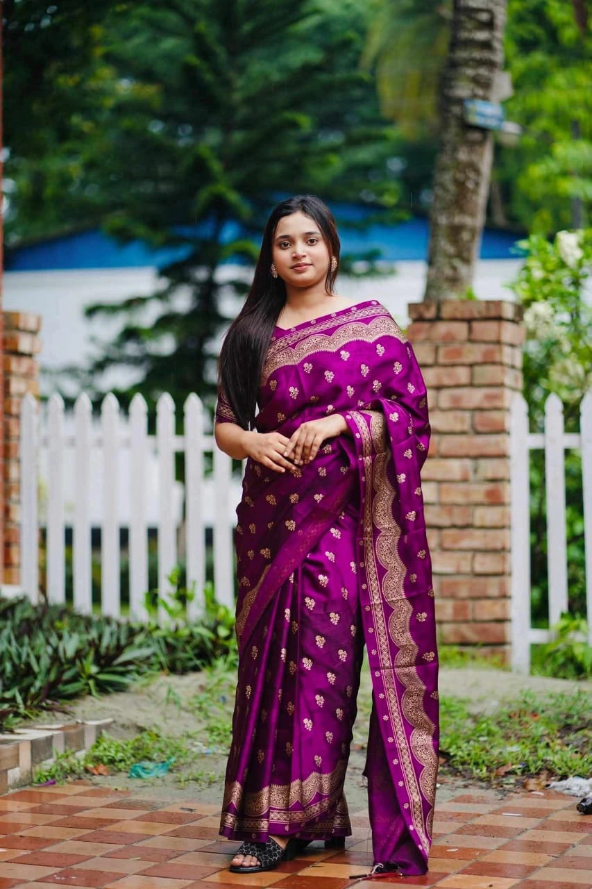 Japani Silk Skin Print Sharee with Blouse Piece