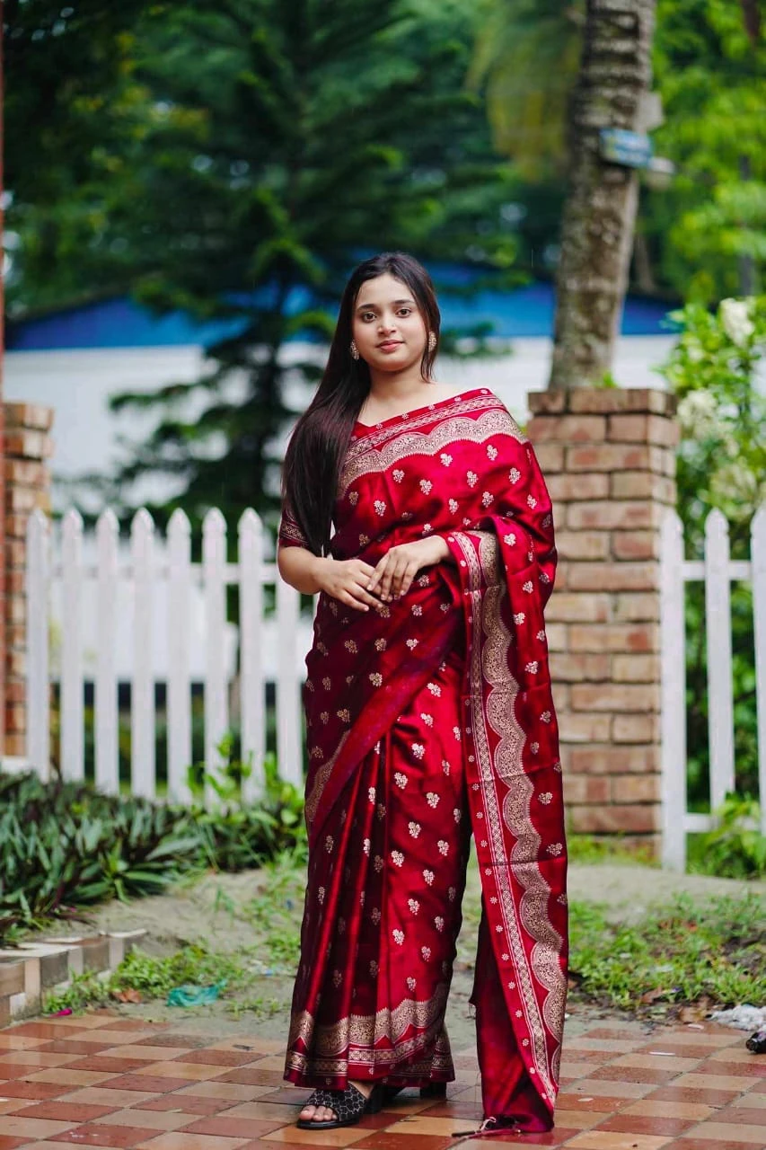 Japani Silk Skin Print Sharee with Blouse Piece