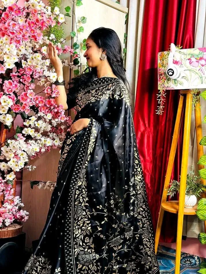 Japani Silk Skin Print Sharee with Blouse Piece